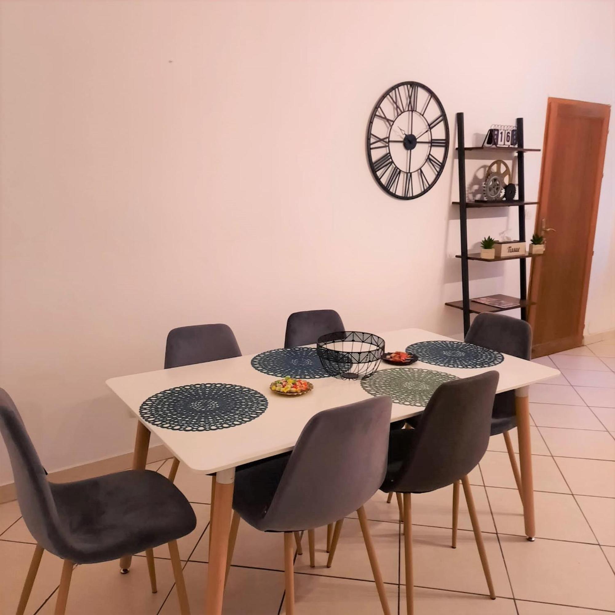 Le Albert 1Er Beziers Appartements Tout Equipes Exterior foto